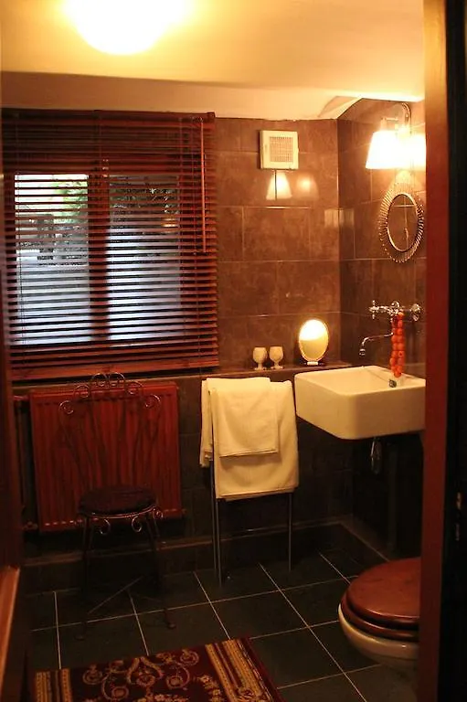 B&B Petit Paris Amsterdam Netherlands