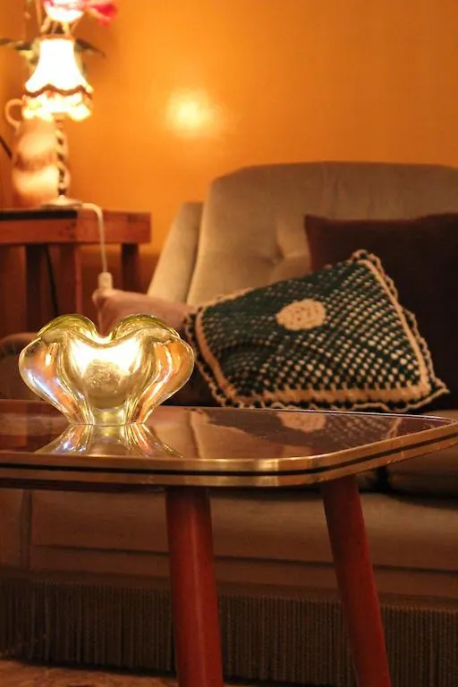 B&B Petit Paris Amsterdam Bed & Breakfast
